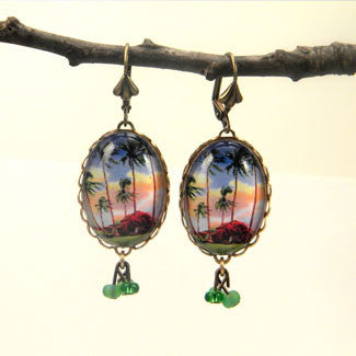 Little Grass Shack - Tropical Living Earrings