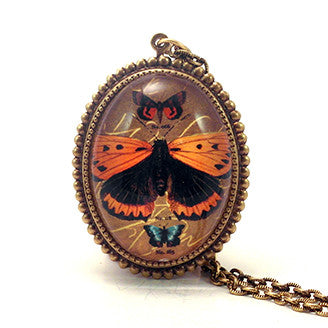 Ethereal Butterfliy With Brown Background Jewelry