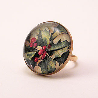 Deck The Halls Holly - Holiday Jewelry Cocktail Ring