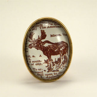 Chocolate Moose Deluxe King of the Woods Engraving Brooch